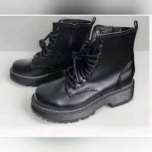 No Boundaries Women's Size 7.5 W Combat Boots Black